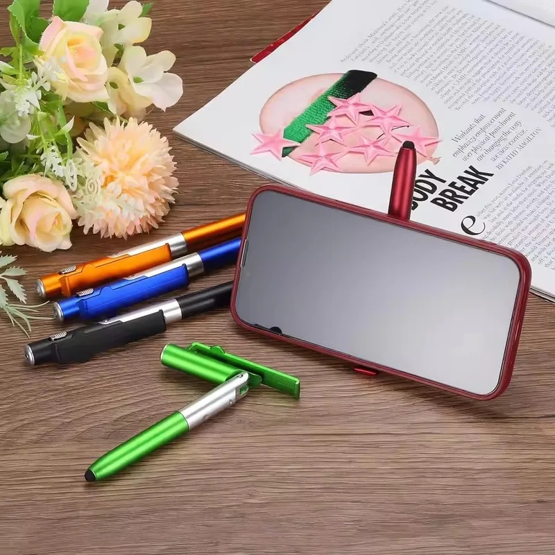 Długopis wielofunkcyjny 4 w 1  – Case With Pencil Holder recenzja i cena