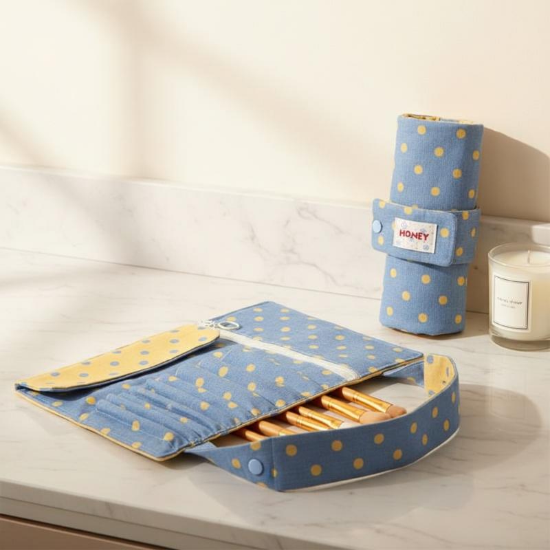 Klasyczny, w kratkę, składany  – Case With Pencil Holder recenzja i cena