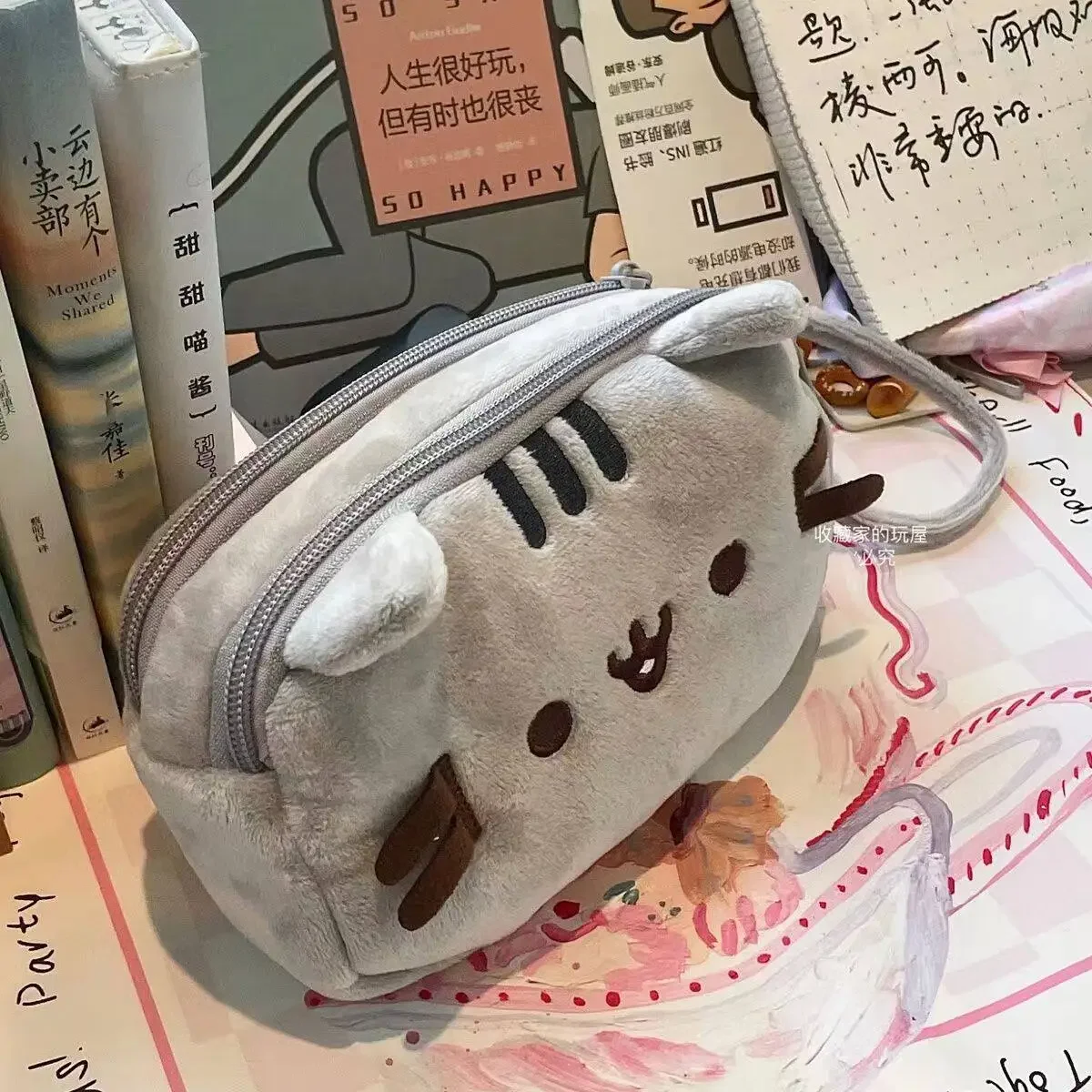 Uroczy piórnik z motywem grube – Case With Pencil Holder recenzja i cena